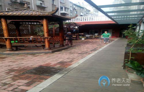 市南區(qū)臺(tái)西老年公寓（南陽(yáng)路院）