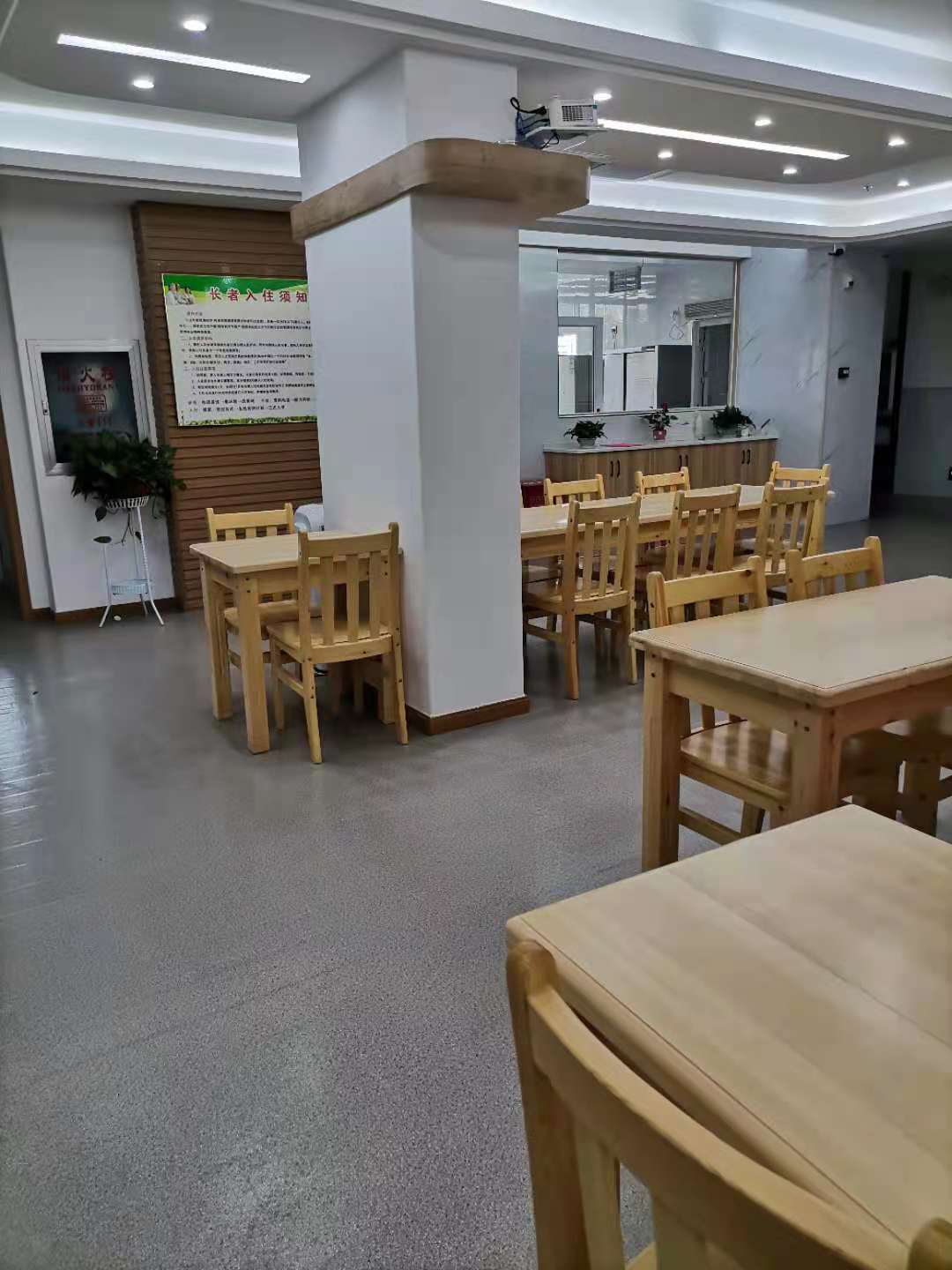 武漢市青山區(qū)康樂社區(qū)養(yǎng)老服務中心