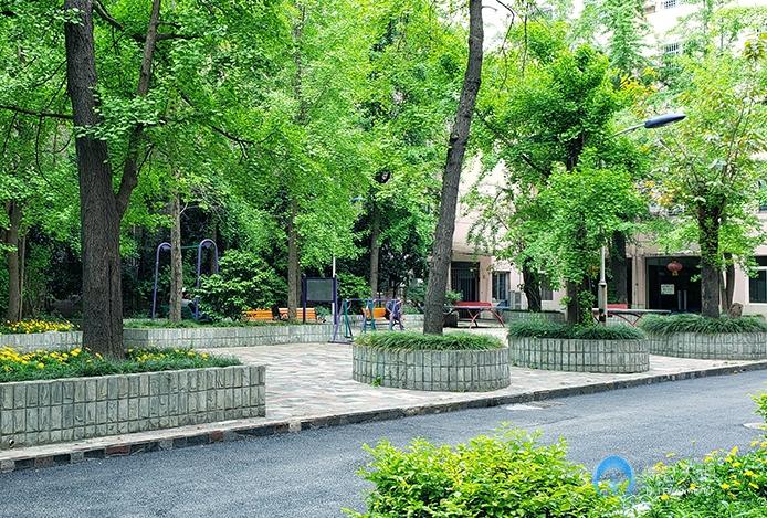 成都愛(ài)慈蓮養(yǎng)老院