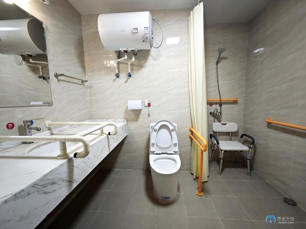 重慶國投健康長者公寓（沙坪壩區(qū)社會(huì)福利護(hù)養(yǎng)中心）